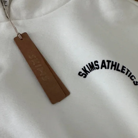 SKIMS Athletics White Lounge Set - Picture 3 of 9